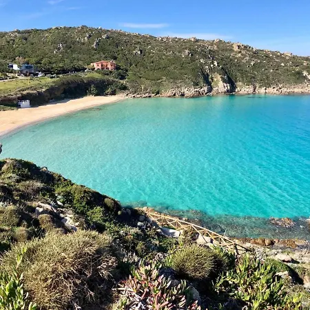 Glorious Le Pavoncelle One Bedroom Sleeps Four And Child Num1450 Santa Teresa Gallura