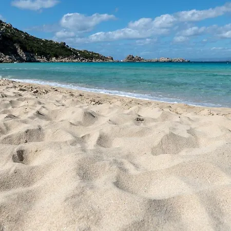 Glorious Le Pavoncelle One Bedroom Sleeps Four And Child Num1450 * Santa Teresa Gallura